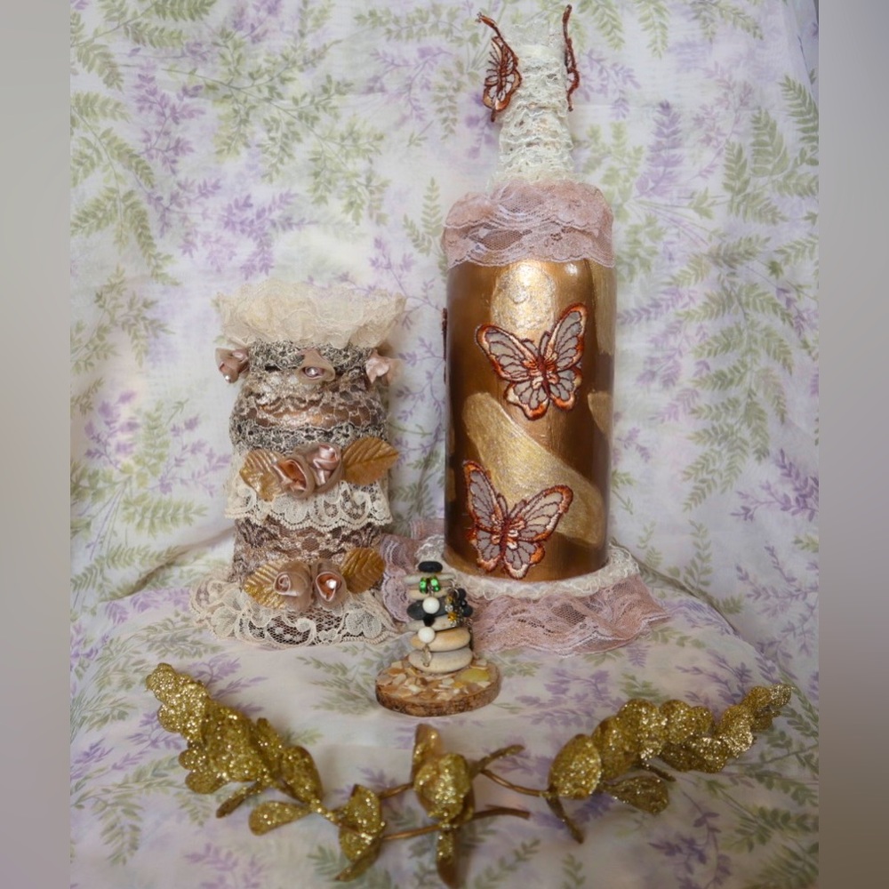 Hand Crafted Gypsy Bottle And Jar Set Butterflies & Flowers Meadow Set - Picture 11 of 15